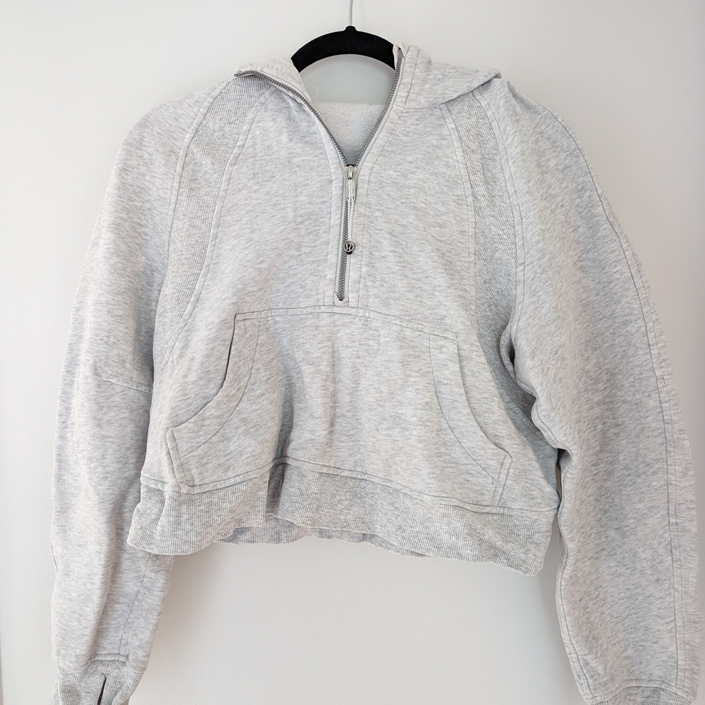Lululemon Scuba Half Zip Hoodie, Light heather grey, size XS-S.